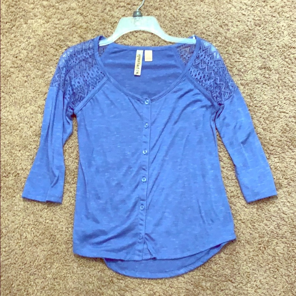 Blue top